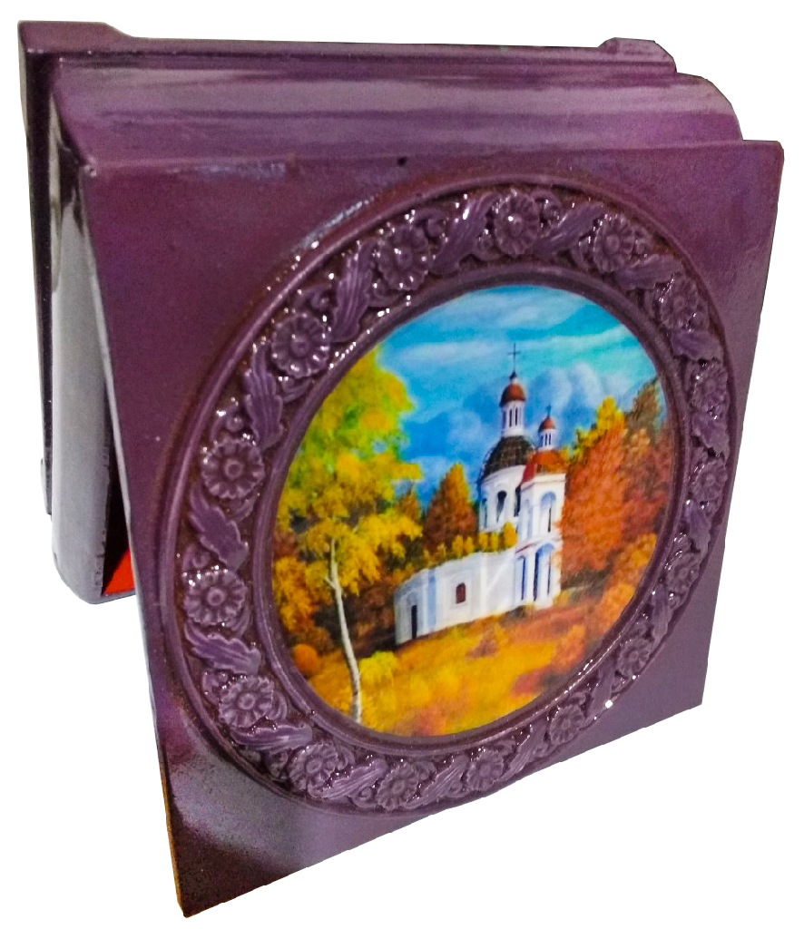 Шкатулка квадратная с резной крышкой-нашлепкой